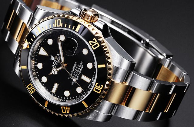 Rolex Submariner Black Index Dial Oyster Bracelet Mens Watch 116613BKSO Watch Review