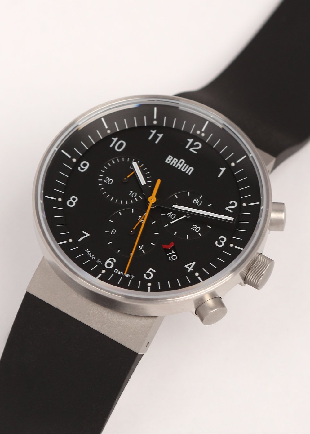Braun Men's Quartz Watch with Black Dial Analogue Display BN0095