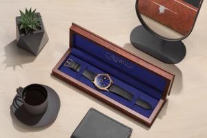 Carpathia Watch Company packaging