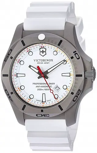 victorinox swiss army dive watch